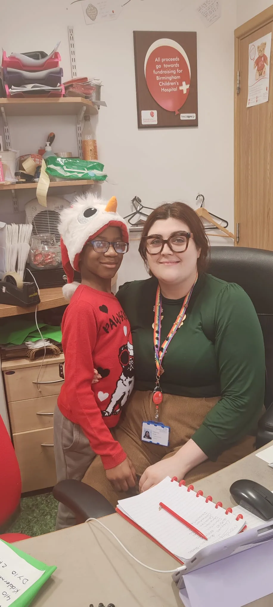 Jayce Joyce at Birmingham Children's Hospital Christmas storytime visit โ photograph 3